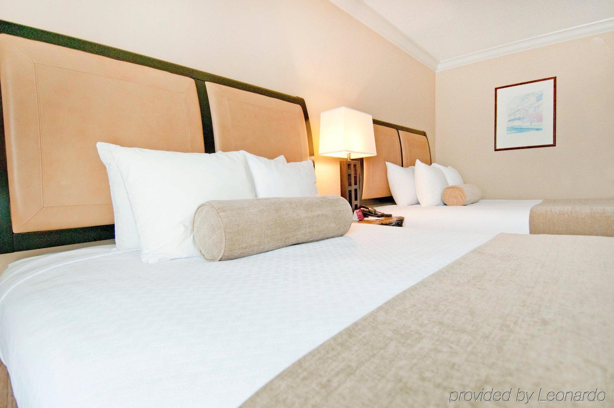 Crowne Plaza Pensacola Grand Ξενοδοχείο Εξωτερικό φωτογραφία