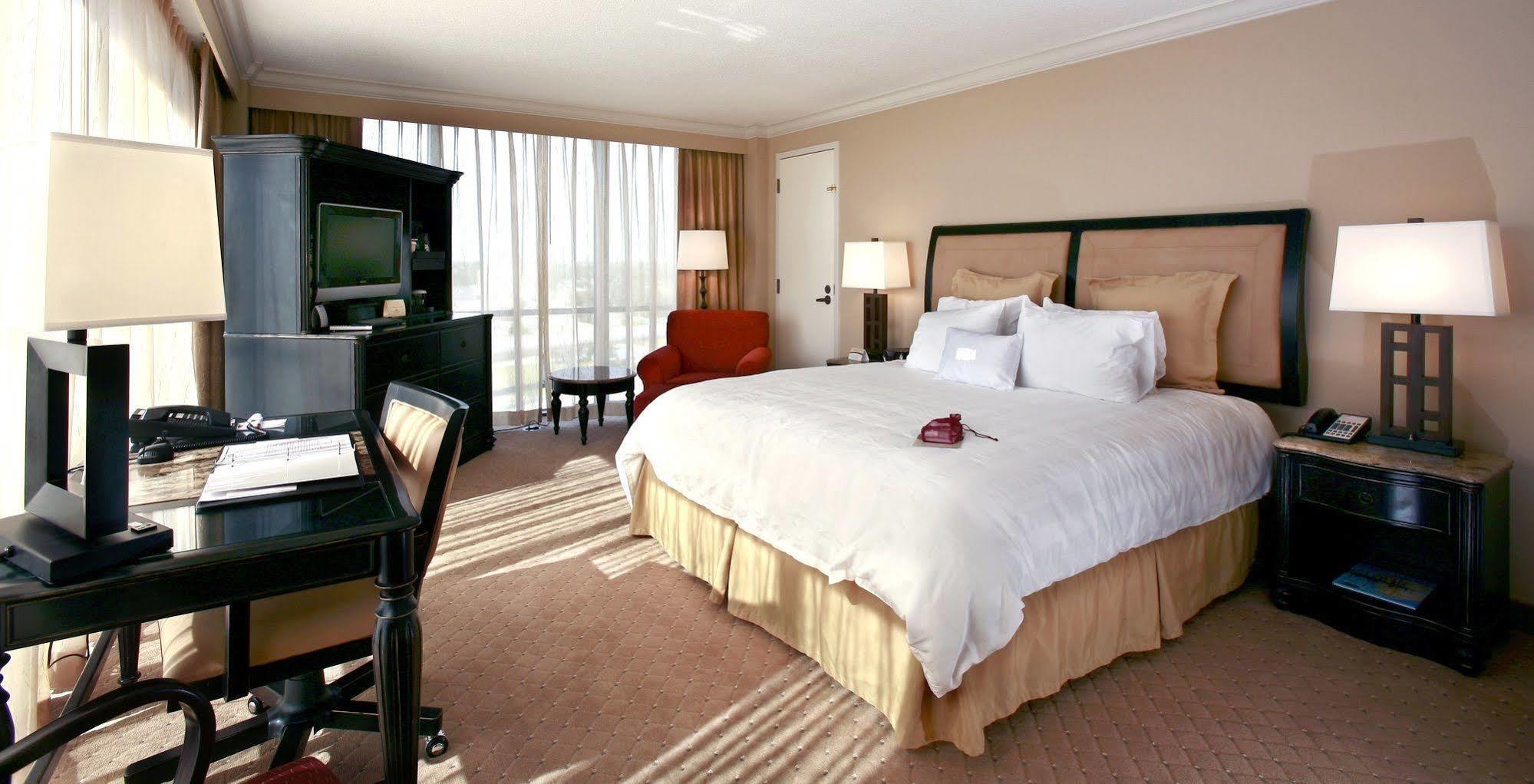 Crowne Plaza Pensacola Grand Ξενοδοχείο Εξωτερικό φωτογραφία