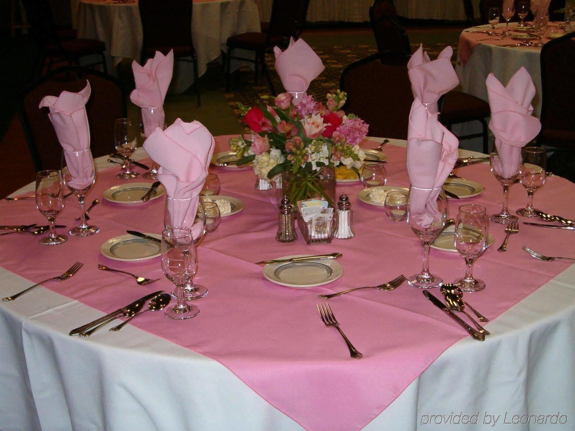 Crowne Plaza Pensacola Grand Ξενοδοχείο Εστιατόριο φωτογραφία